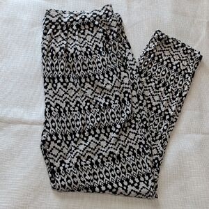 Old Navy Black and Cream Patterned Pants